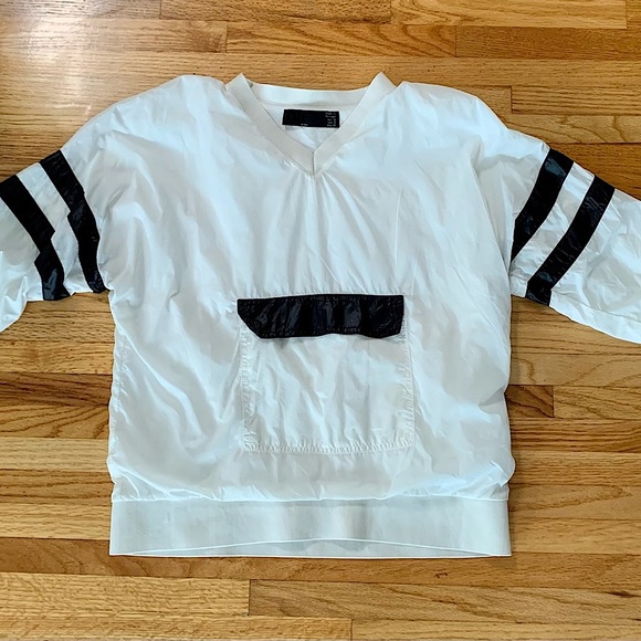 TRF v-neck sweater by Zara - Picture 2 of 10